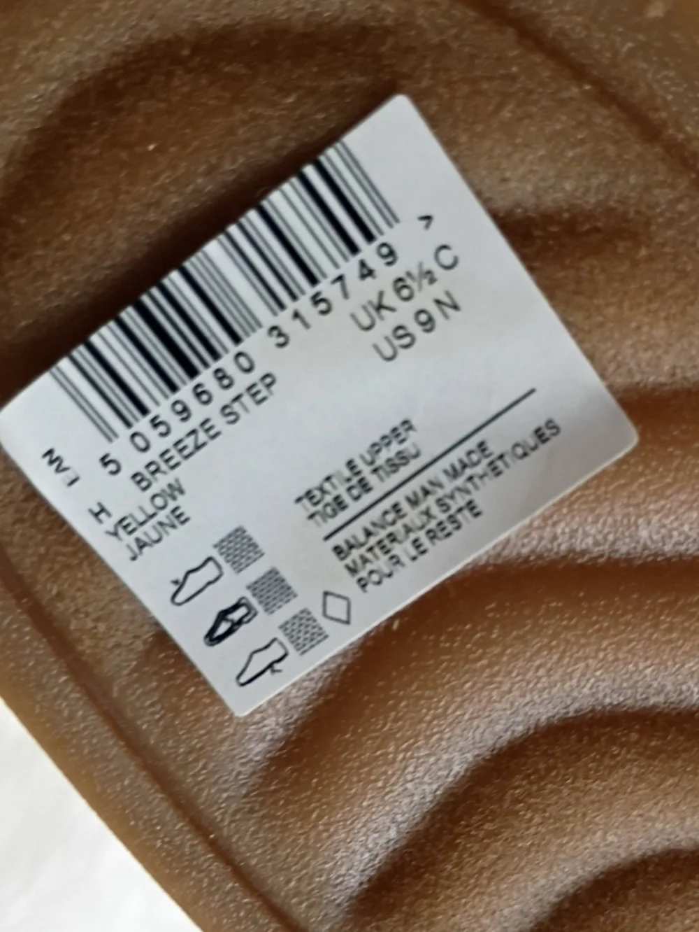 New Clarks Breeze Slip-On Canvas Loafers in Mustard Orange 9 Narrow